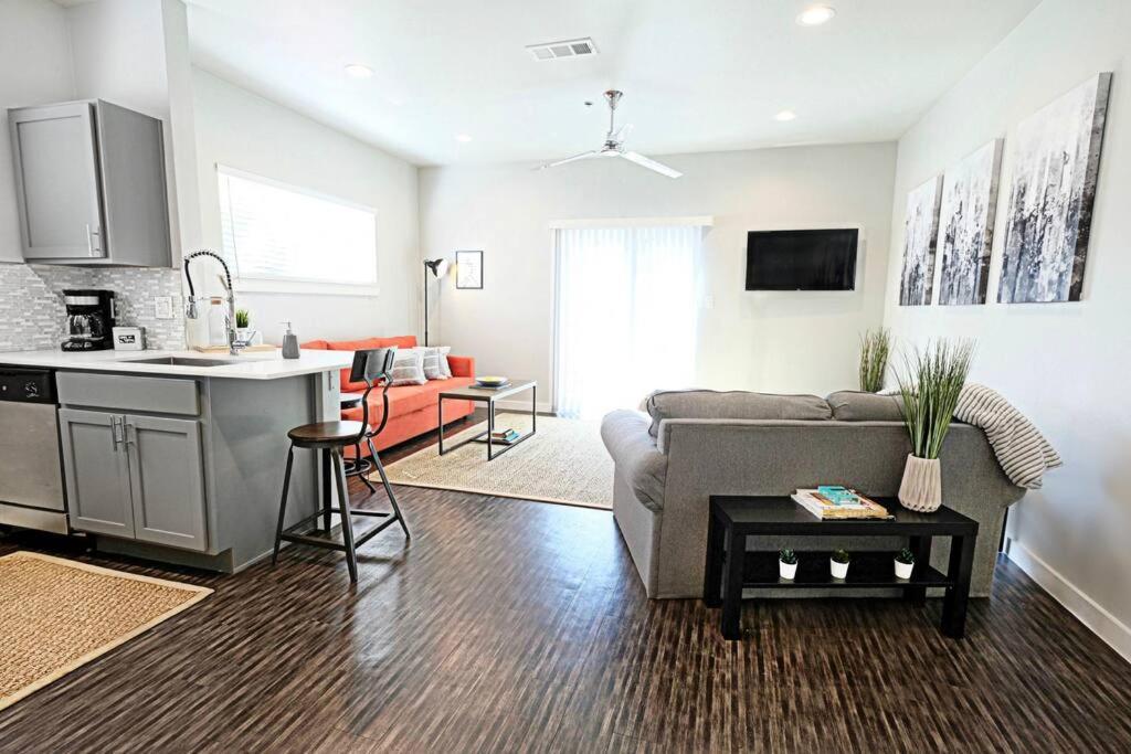 The Kozy Urban Dallas Flat 外观 照片